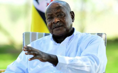 Museveni yashwishurije impunzi z’Abanyarwanda zishaka ubwenegihugu bwa Uganda