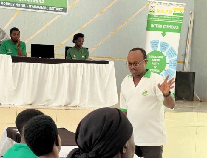 Nyamagabe: Abayobozi b’ishyaka ‘Green Party’ basabwe kwirinda ubusinzi no kwiyandarika