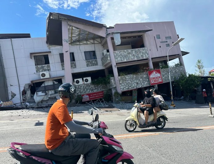 Philippines: Umutingito wahitanye abantu 32.