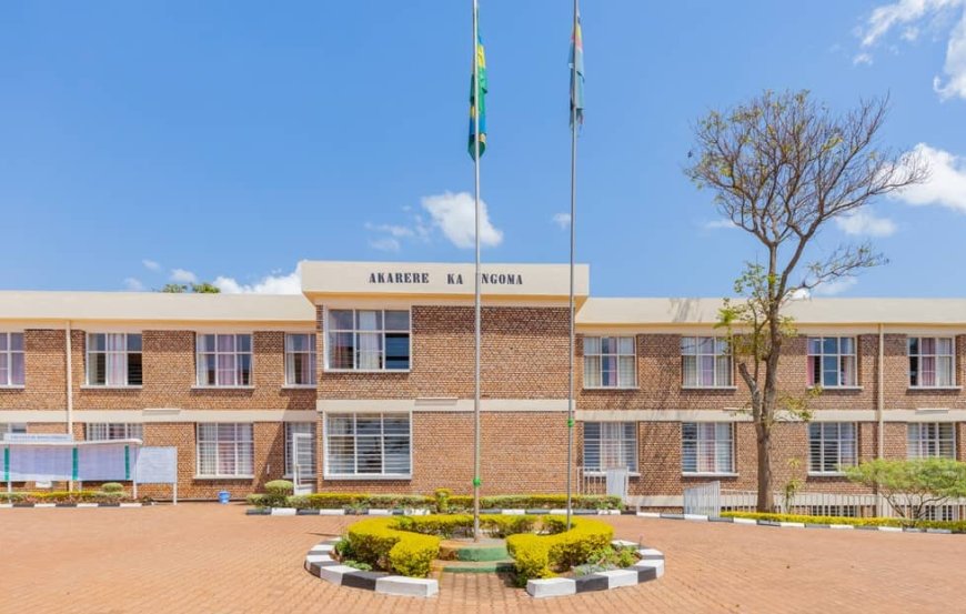 Ngoma: Bamwe mu bariye inka yari yahambwe barimo gupfa.