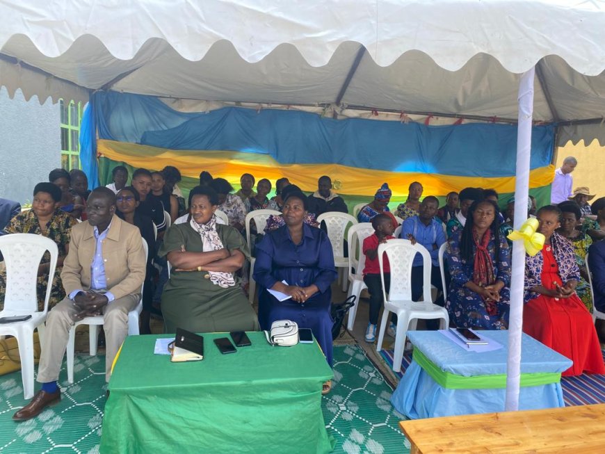 Gicumbi: Basabwe gushora mu bana no guterwa ishema na bo.