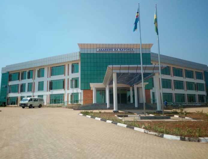 Kayonza: Manyinya ntigituma abagore bakozwa iby’ingo.
